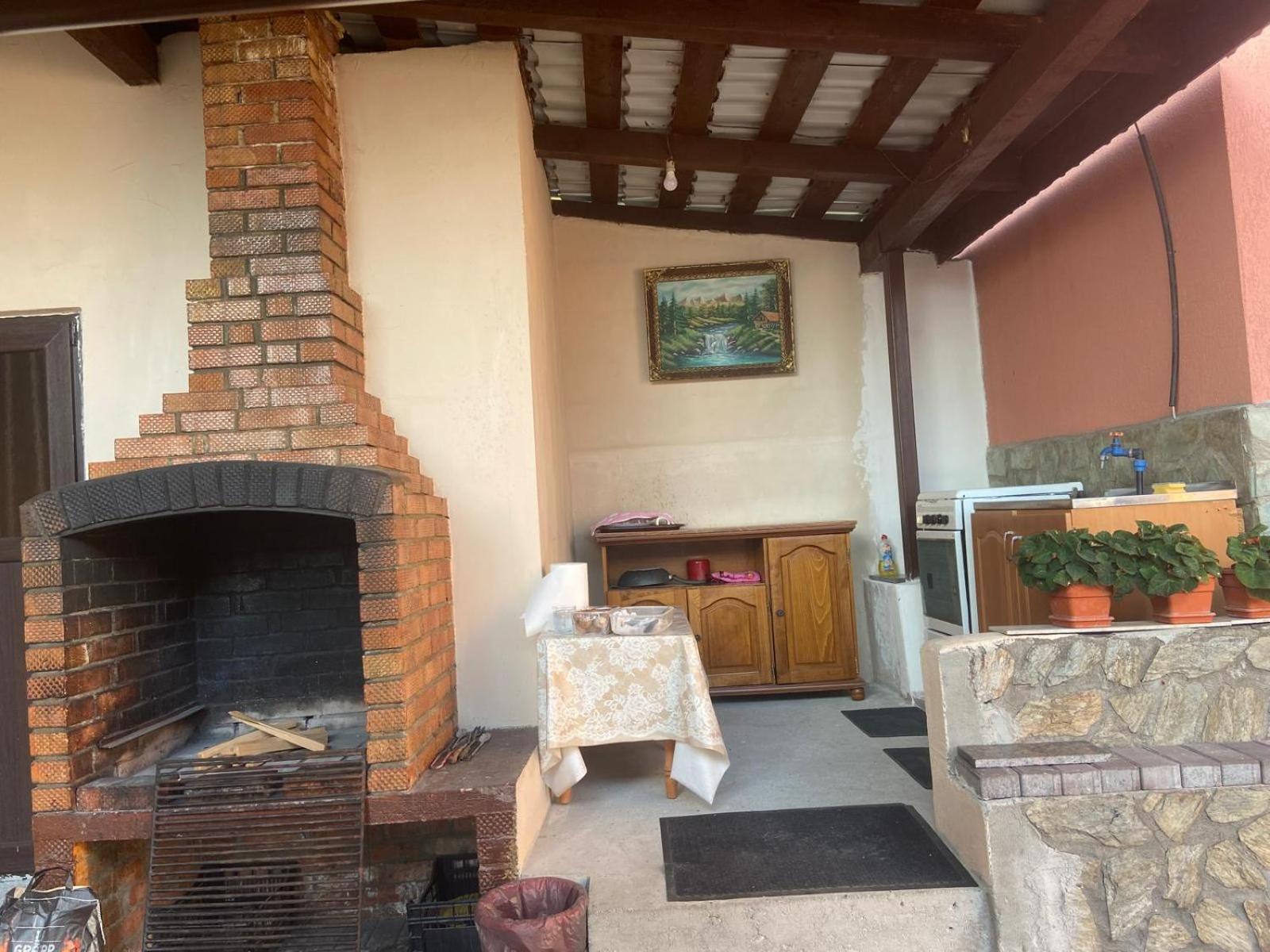 Pensiunea Casa Deny Novaci-Straini Luaran gambar
